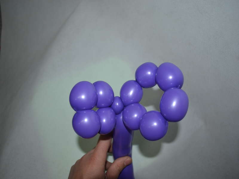 【新手免费教程】魔术气球造型葡萄长条编织制作步骤图解-济南龙源